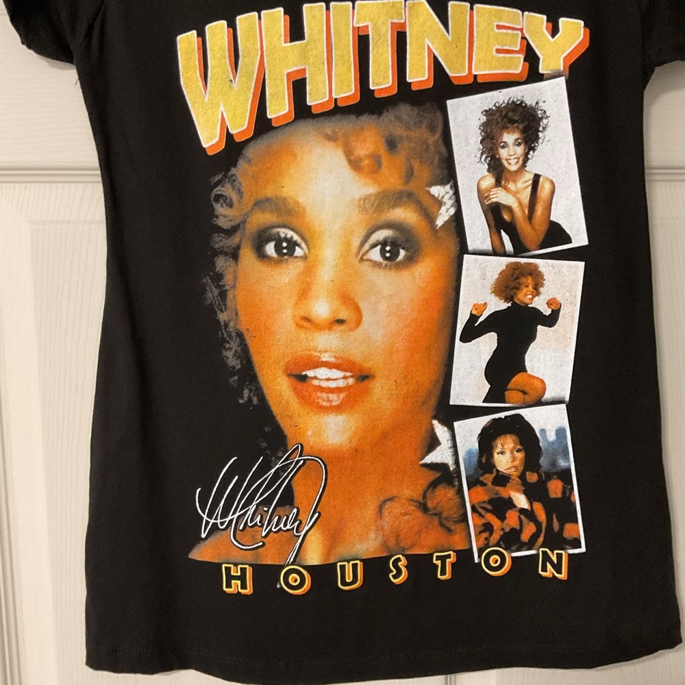 BRAND NEW! Official WHITNEY HOUSTON Licensed Merchandise Black T-Shirt Size LG - Picture 1 of 7